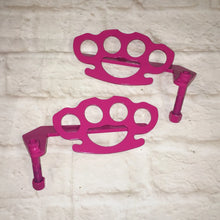 Load image into Gallery viewer, Brass knuckle shaped foot pegs for Wrangler & Gladiator PPE Offroad