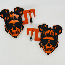 Load image into Gallery viewer, RTS Skeleton Girl foot pegs for JK/JL/JT PPE Offroad