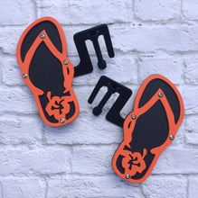 Load image into Gallery viewer, Flower flip flop foot pegs for Wrangler &amp; Gladiator PPE Offroad