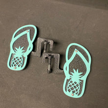Load image into Gallery viewer, Pineapple flip flop foot pegs for Wrangler &amp; Gladiator PPE Offroad