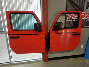 Wall mounted Jeep door hanger. Single door holder holds 2 doors PPE Offroad